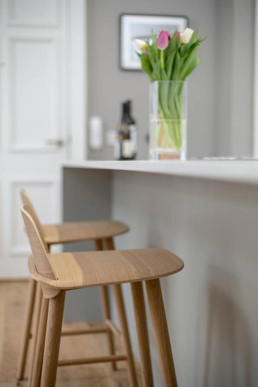 Joivy Spacious And Bright 1Bed Apt, Short Walk From Princes Street Edimburgo Exterior foto