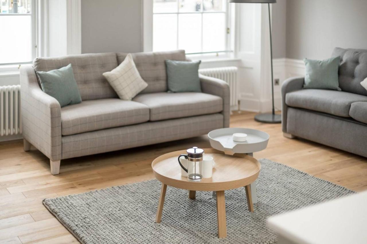 Joivy Spacious And Bright 1Bed Apt, Short Walk From Princes Street Edimburgo Exterior foto